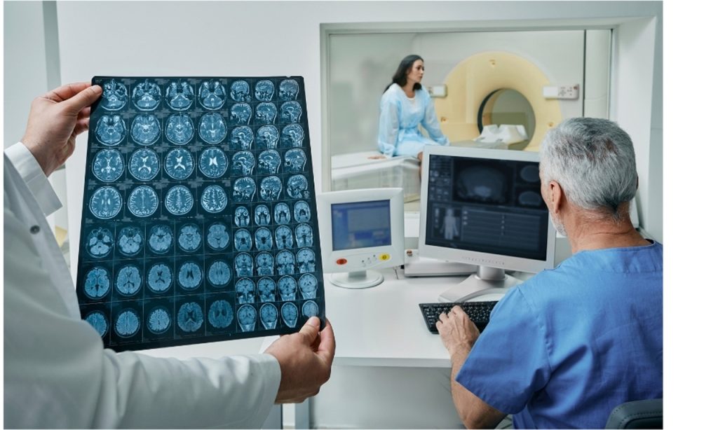 Specialists providing discounted & low-cost diagnostic imaging in Houston for patients without medical insurance.